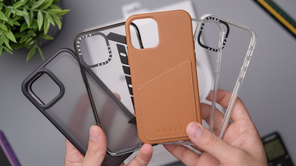 Apple iPhone 12/12 Pro Cases